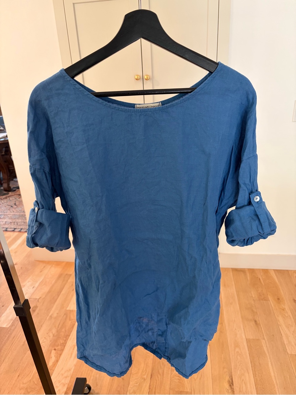 100% Italian Linen Relaxed Blue Boatneck Top